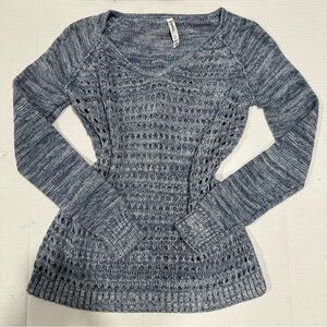 Aeropostale Women's Blue Knitted V-Neck Sweater
